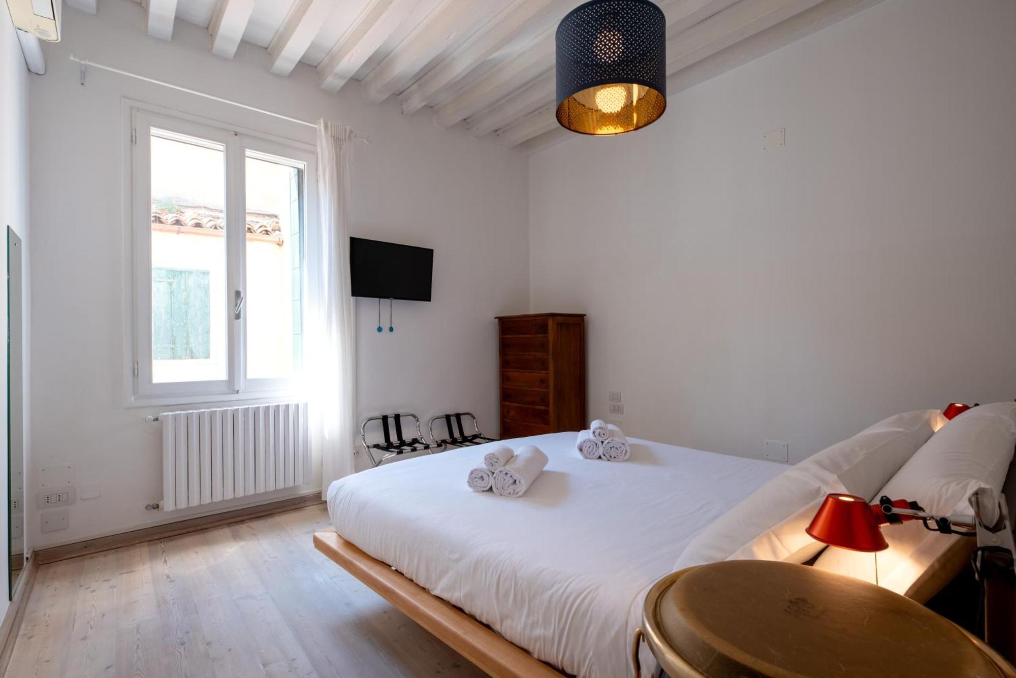 Apartment Elegance And Comfort Between St S And Biennale *